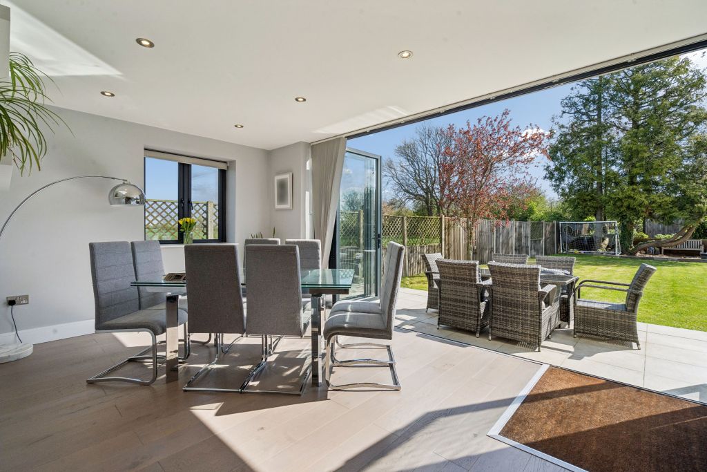 Additional image 3 of 5 bed detached house for saleSunnymede Avenue, Chesham HP5