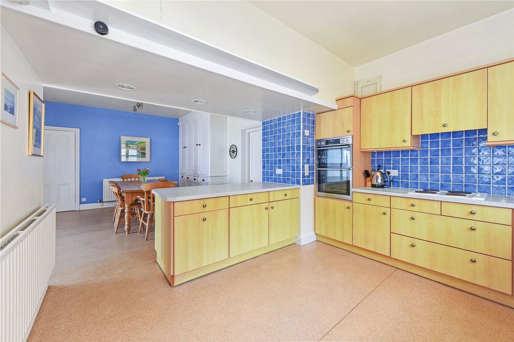 Additional image 11 of 6 bed detached house for saleThe Avenue, Chichester PO19