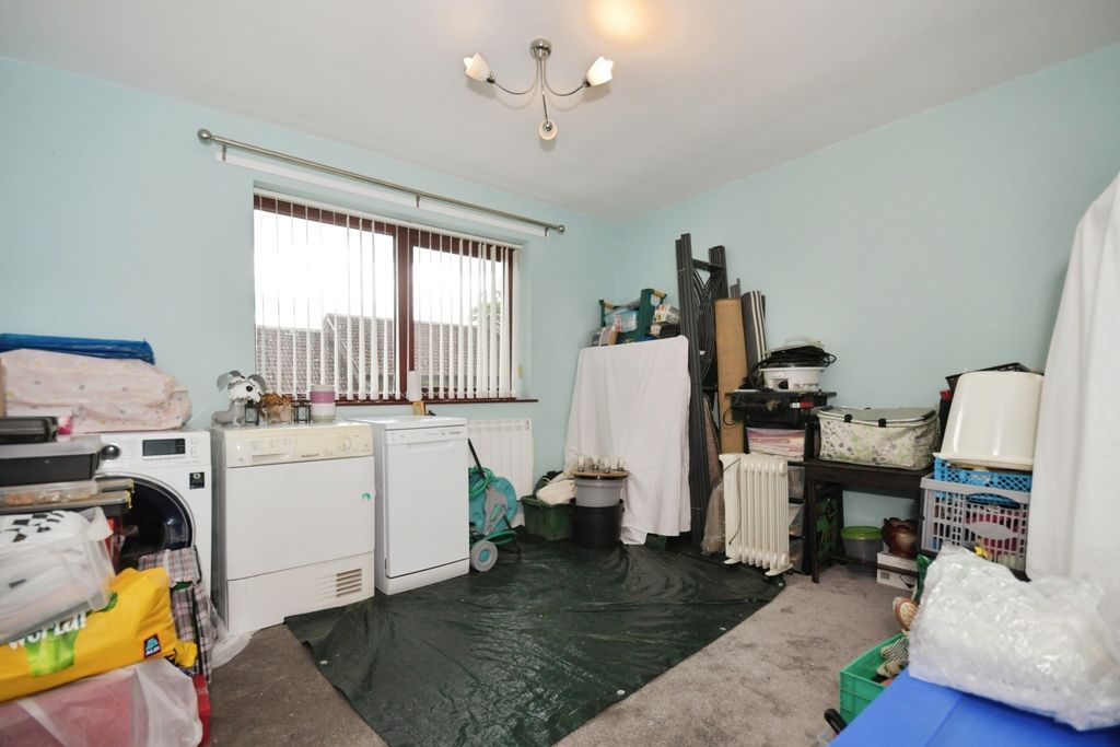Additional image 8 of 2 bed flat for saleHigh Street, Old Whittington, Chesterfield, Derbyshire S41