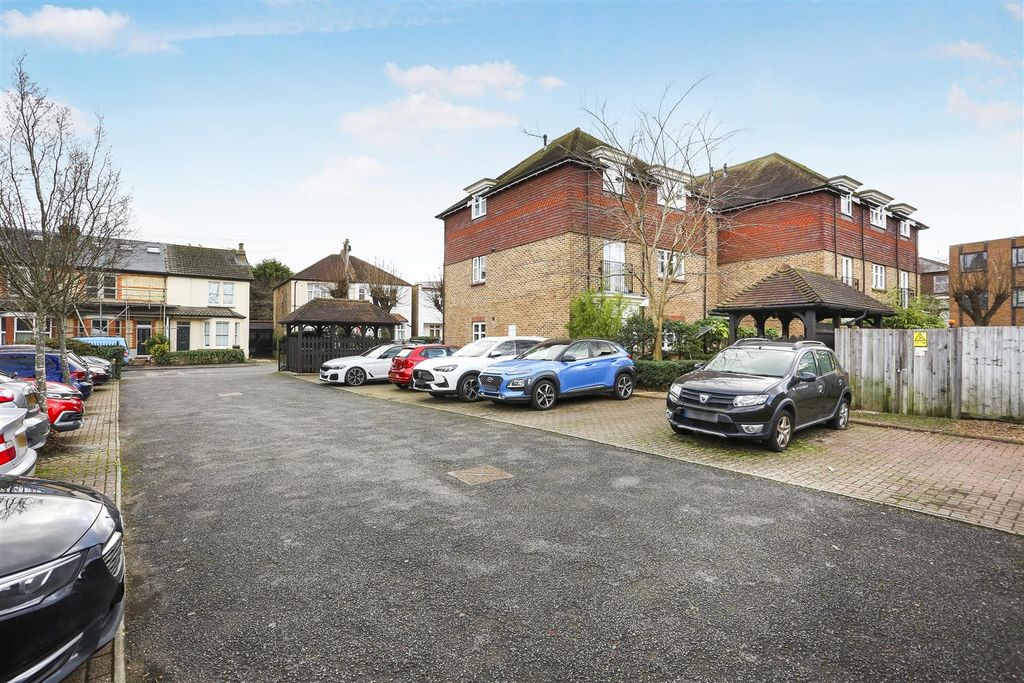 Additional image 7 of 2 bed flat for saleRochester Road, Carshalton SM5