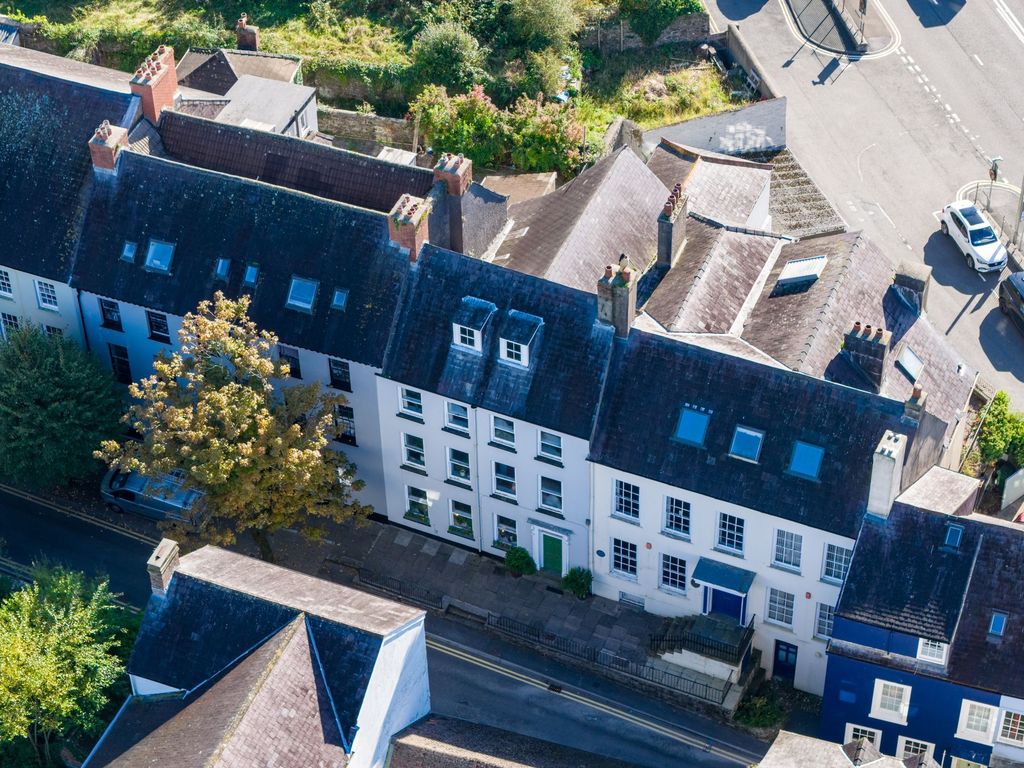 Additional image 37 of 7 bed property for saleEagle Star House, 9 Quay Street, Carmarthen SA31