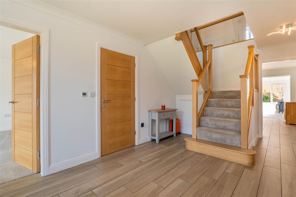 Additional image 9 of 7 bed detached house for saleChapel Fold, Whittle-Le-Woods, Chorley PR6