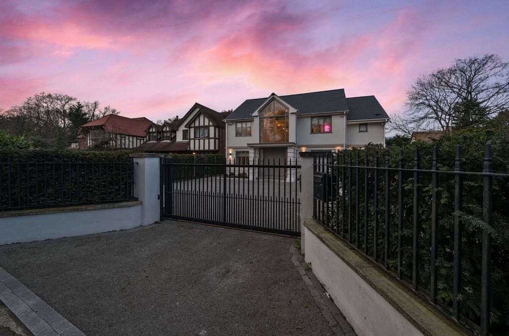 Additional image 33 of 5 bed detached house for saleLeesons Hill, Chislehurst BR7