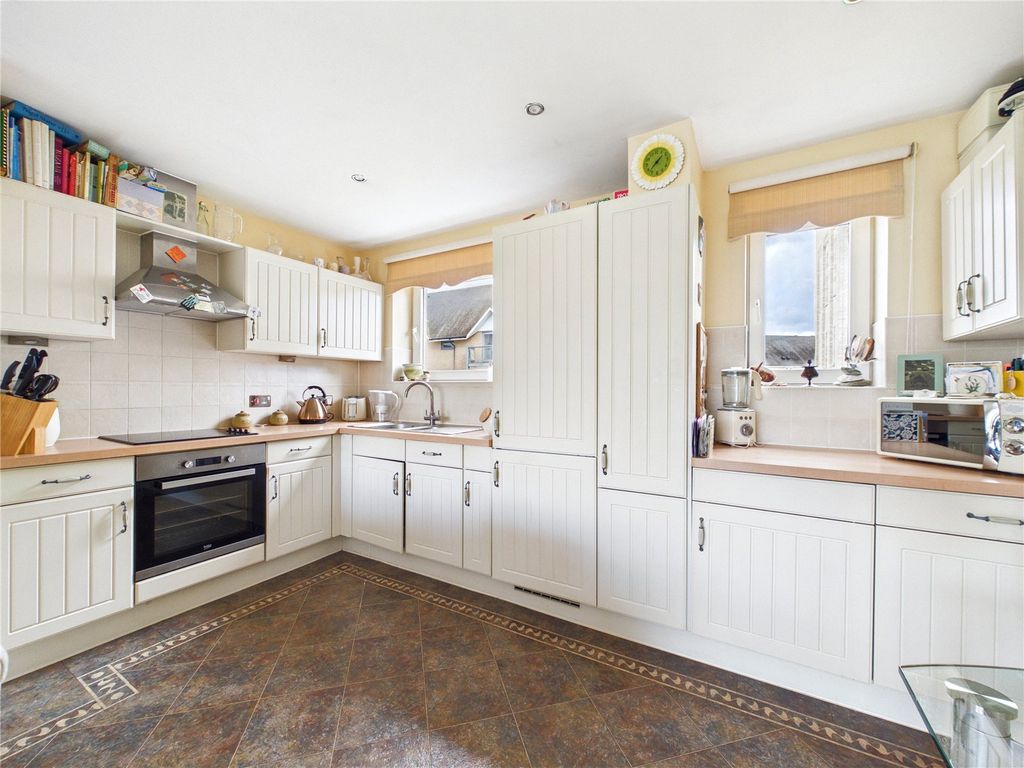 Additional image 4 of 2 bed flat for saleBakers Court, Great Cornard, Sudbury, Suffolk CO10