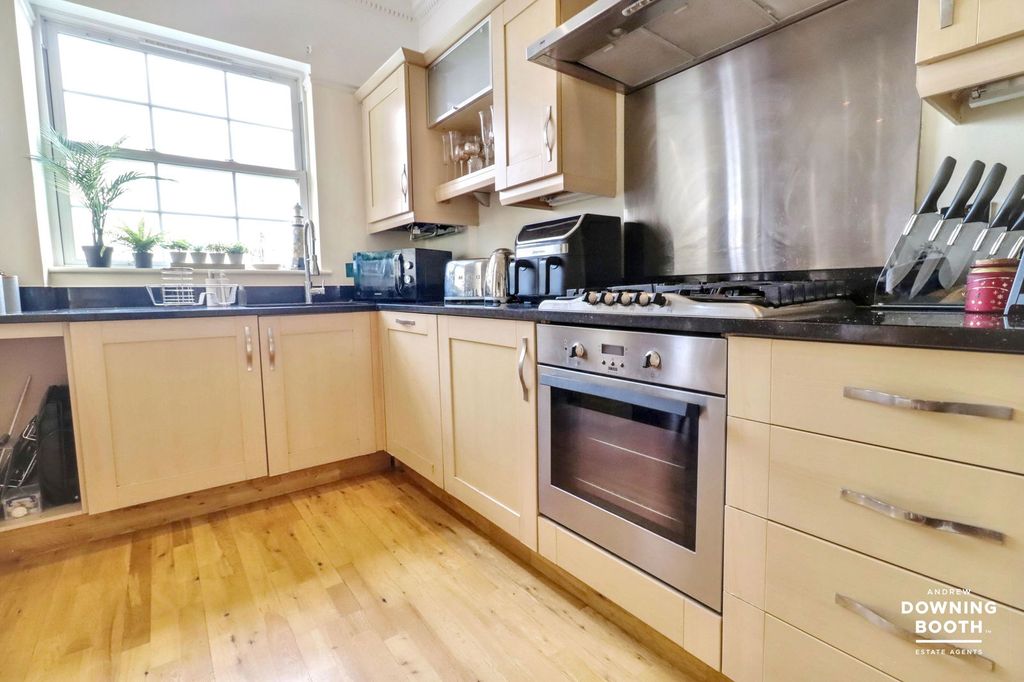 Additional image 10 of 2 bed flat for saleNightingale Court, Nightingale Walk, Burntwood WS7