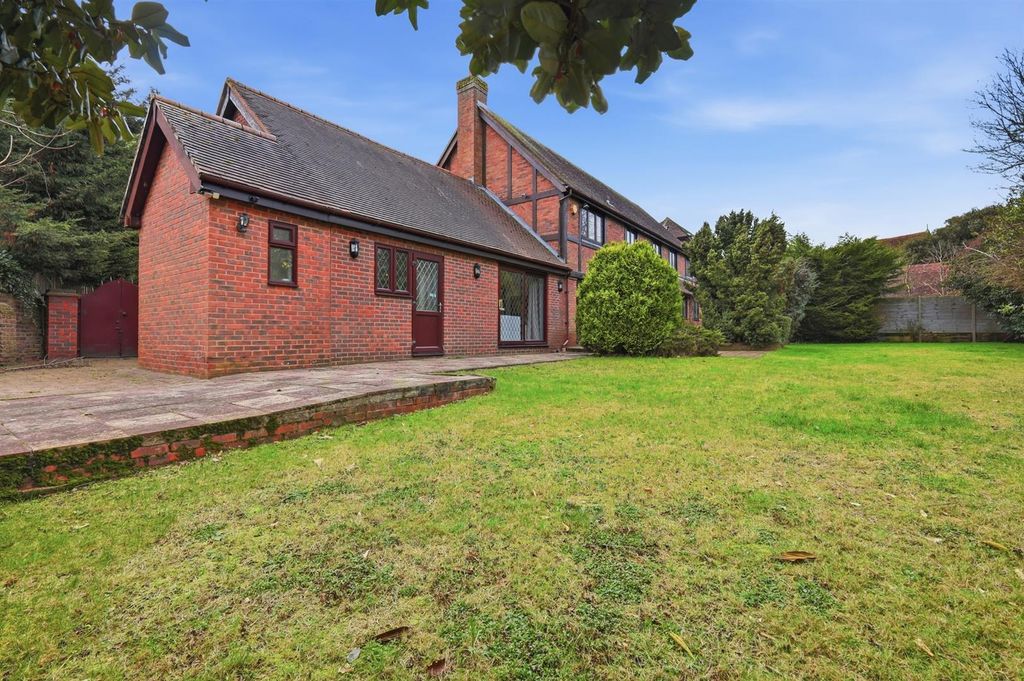 Additional image 45 of 6 bed detached house for saleBromley Lane, Chislehurst BR7