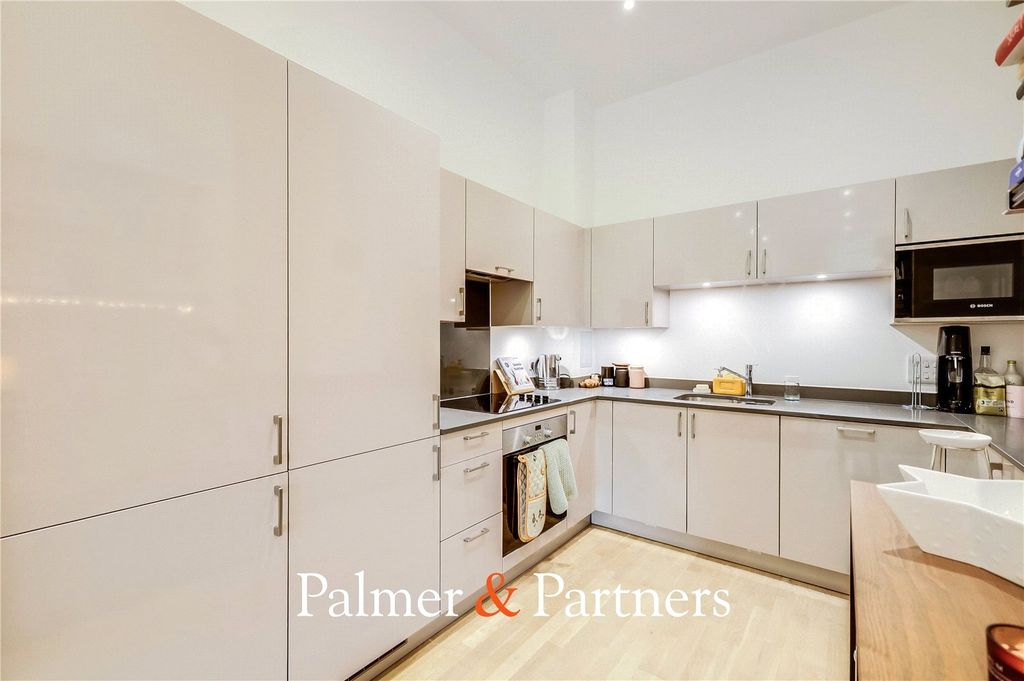 Additional image 9 of 2 bed maisonette for saleBurgess Springs, Chelmsford, Essex CM1