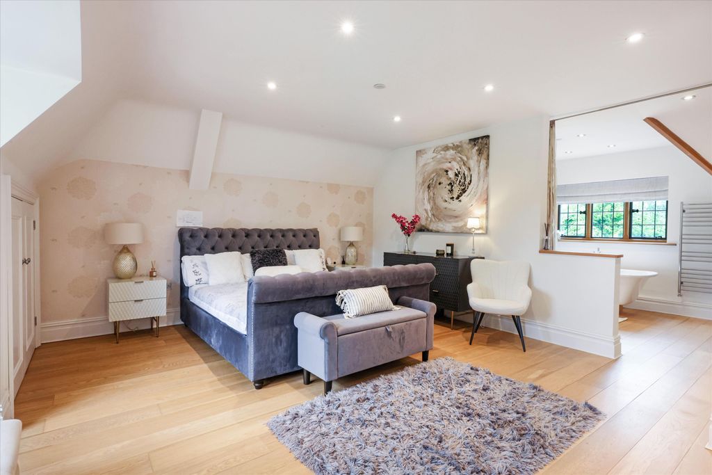 Additional image 12 of 6 bed detached house for saleBalcarras Road, Charlton Kings, Cheltenham, Gloucestershire GL53