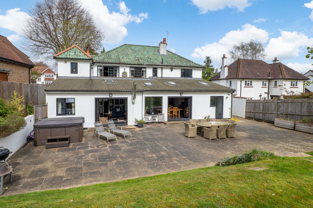 Additional image 43 of 5 bed detached house for saleCarshalton, Surrey SM5