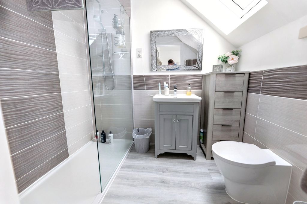 Additional image 16 of 4 bed detached house for saleHeath Road, St Osyth CO16