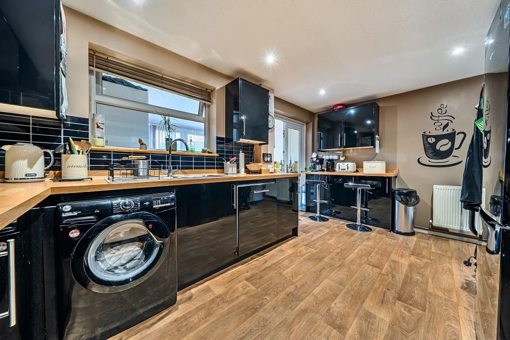 Additional image 3 of 4 bed terraced house for saleWebb Crescent, Chipping Norton OX7