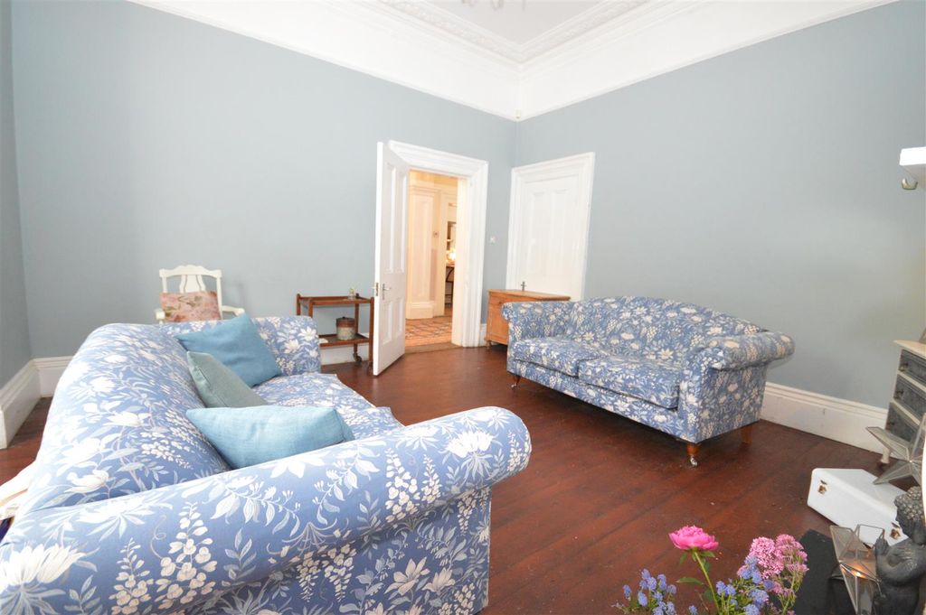 Additional image 3 of 4 bed detached house for saleLumley Street, Castleford WF10