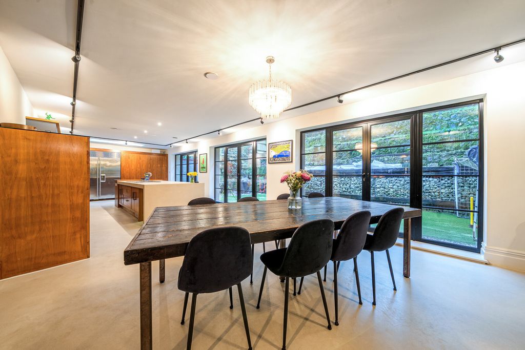 Additional image 7 of 5 bed detached house for saleSouth Hill, Chislehurst BR7