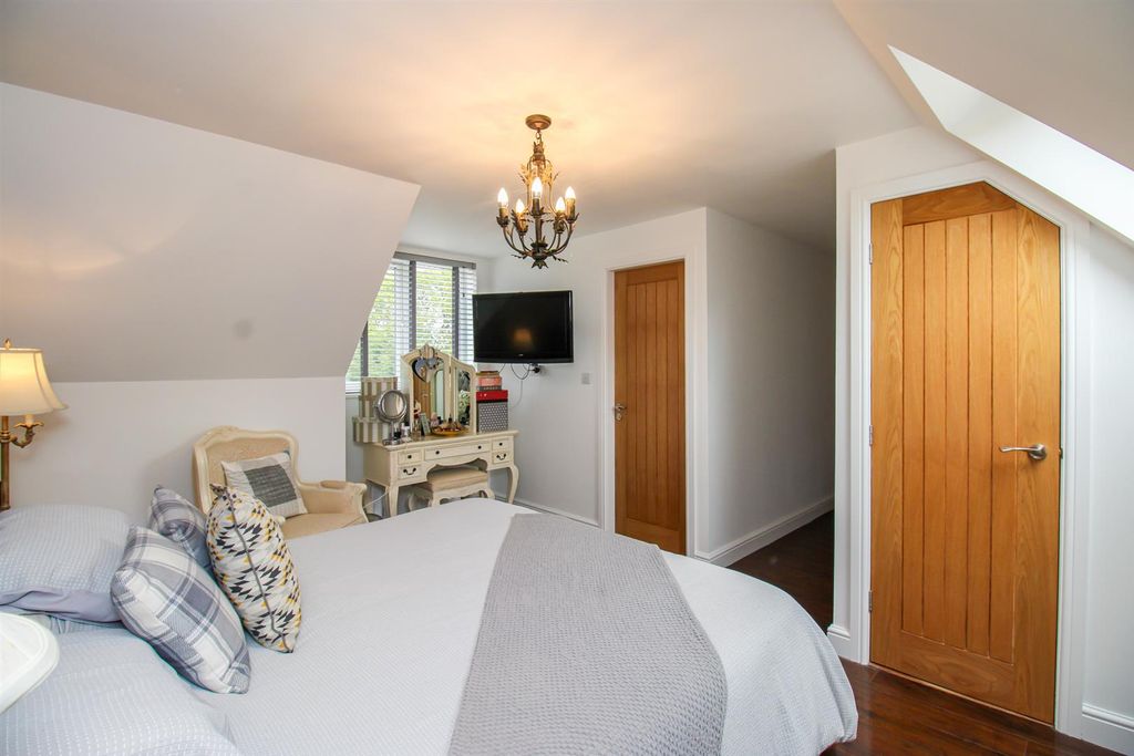 Additional image 14 of 4 bed detached house for saleWood Lane, Castleford WF10