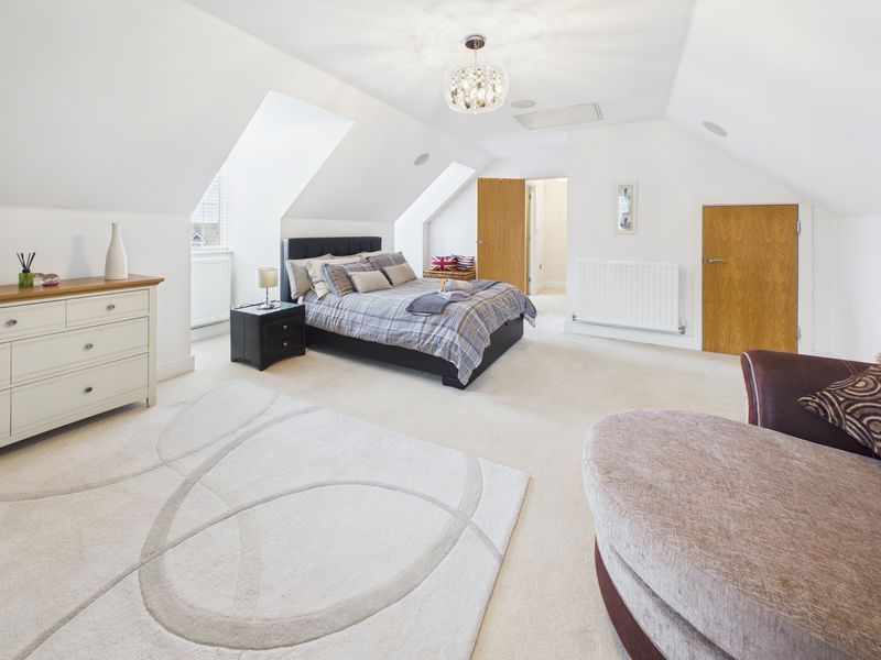 Additional image 13 of 5 bed detached house for saleNewbery Close, Caterham CR3