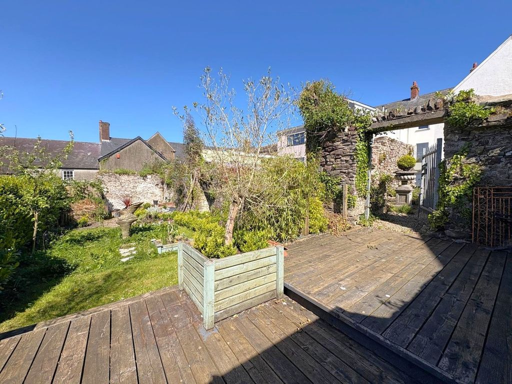 Additional image 44 of 9 bed town house for saleSt Marys Street, Carmarthen SA31