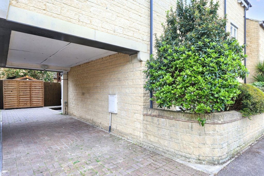 Additional image 20 of 4 bed semi-detached house for sale12 Cherry Tree Way, Carterton OX18