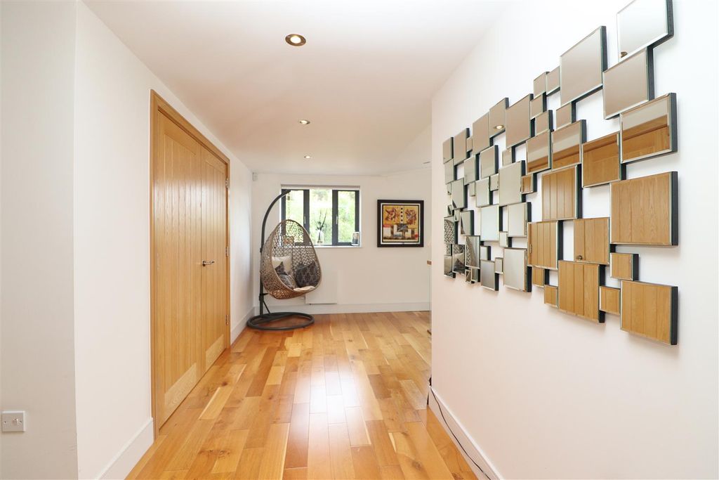 Additional image 28 of 4 bed detached house for saleSandy Lane, Bushey WD23