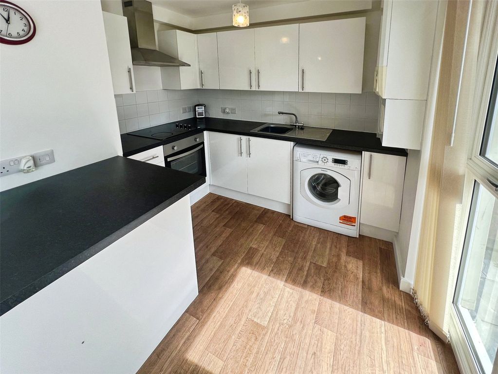 Additional image 2 of 2 bed flat for saleNorth Parade, Camborne, Cornwall TR14