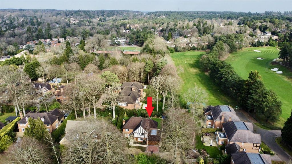 Additional image 16 of 5 bed detached house for saleGolf Drive, Camberley GU15