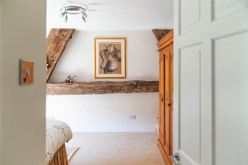 Additional image 47 of 4 bed property for saleHawthorne Barns, Walton Back Lane, Somersall, Chesterfield S42