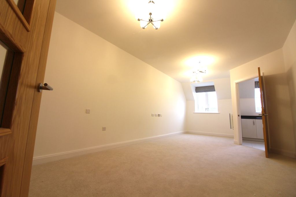 Additional image 7 of 1 bed flat for saleTrinity Road, Chipping Norton OX7
