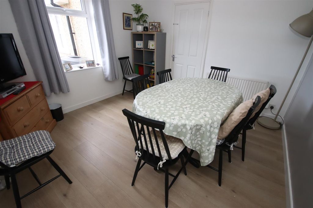 Additional image 6 of 6 bed detached house for saleGreenway Lane, Chippenham SN15