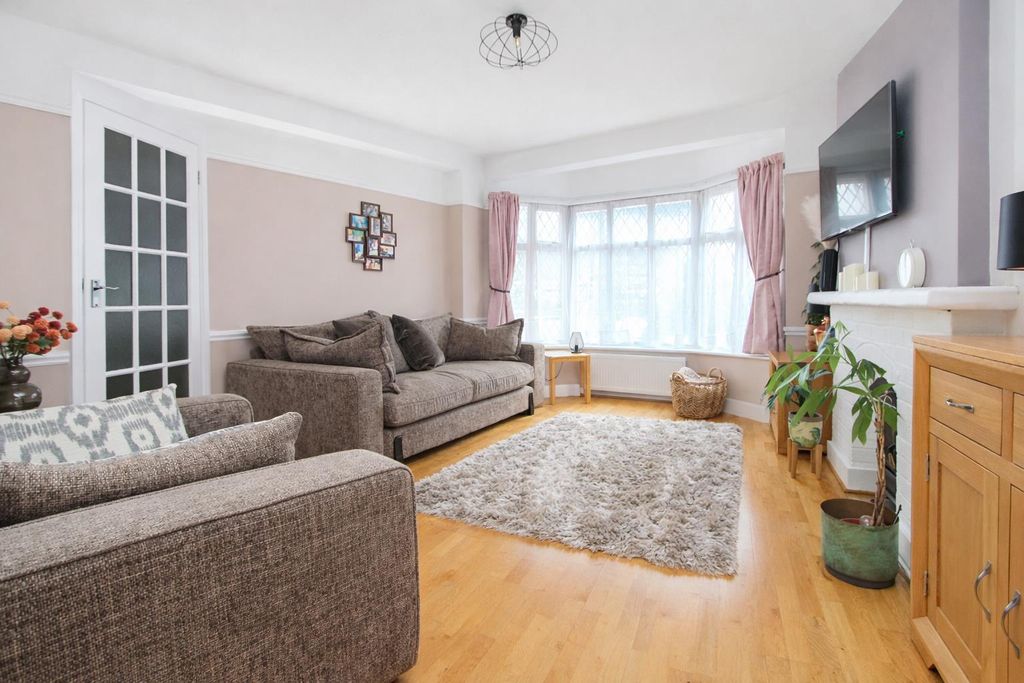 Additional image 7 of 5 bed semi-detached house for saleStanley Park Road, Carshalton SM5