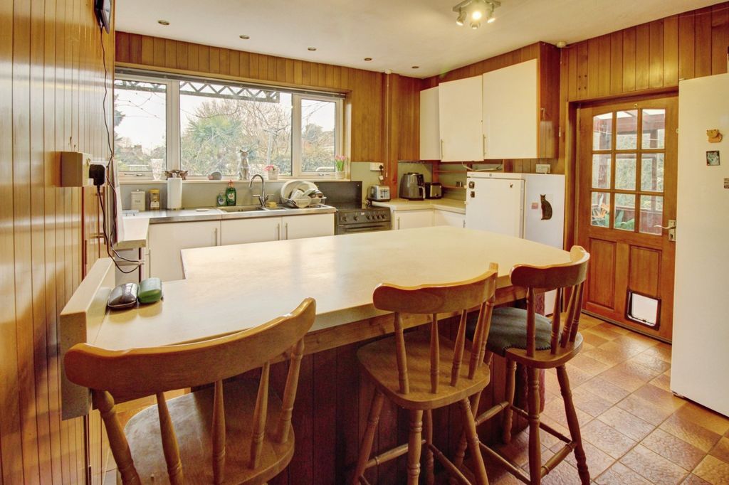 Additional image 4 of 3 bed bungalow for saleKnoll Close, Burntwood WS7