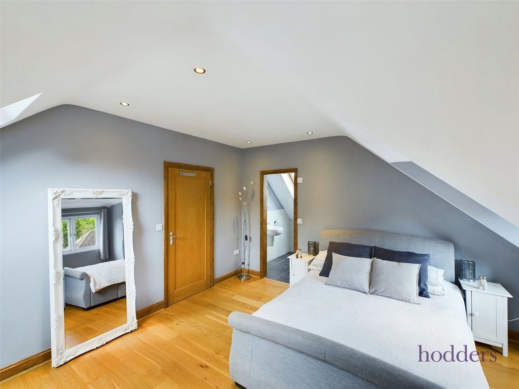 Additional image 6 of 6 bed detached house for saleFerndale Avenue, Chertsey, Surrey KT16
