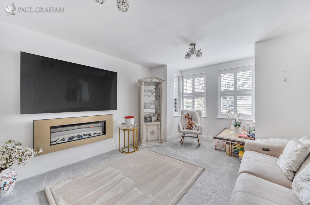 Additional image 5 of 4 bed semi-detached house for saleTalbot Road, Carshalton SM5