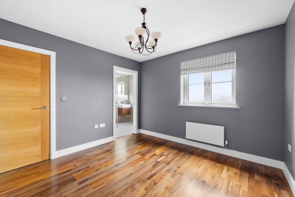 Additional image 10 of 5 bed detached house for saleHolland Park, Caterham CR3