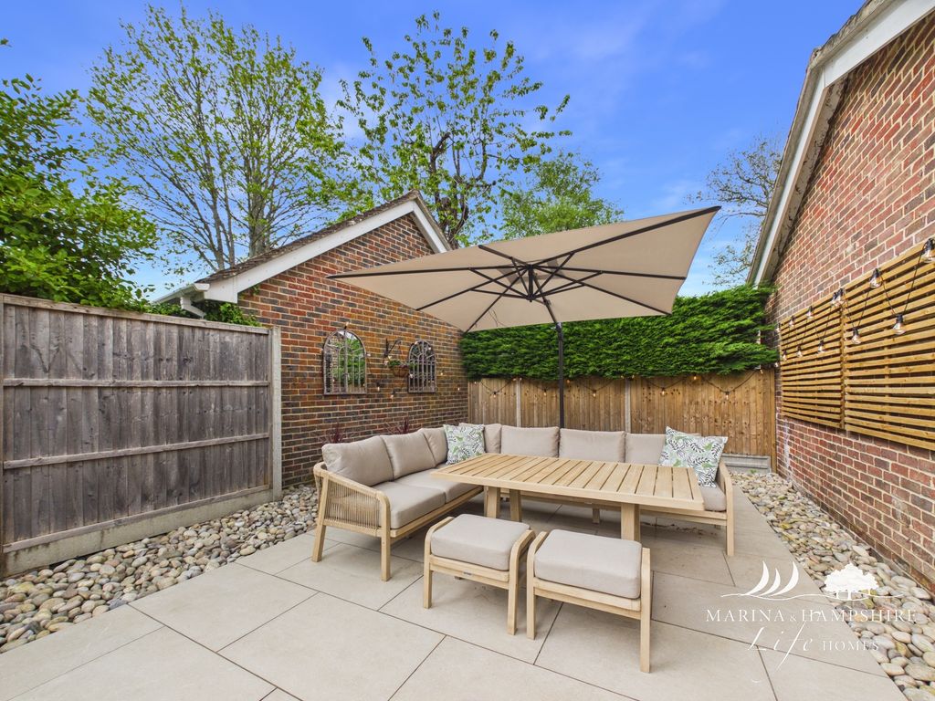 Additional image 35 of 4 bed detached house for saleDunstan Close, Chichester PO19