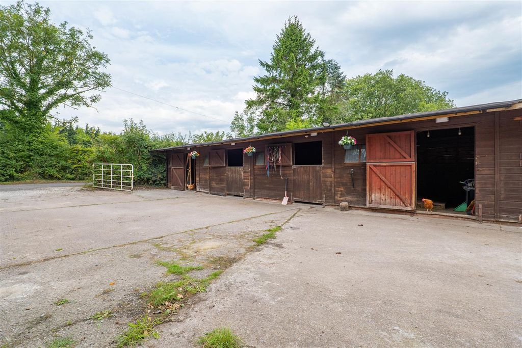 Additional image 39 of 4 bed detached house for saleLong Lane, Heath Charnock, Chorley PR6