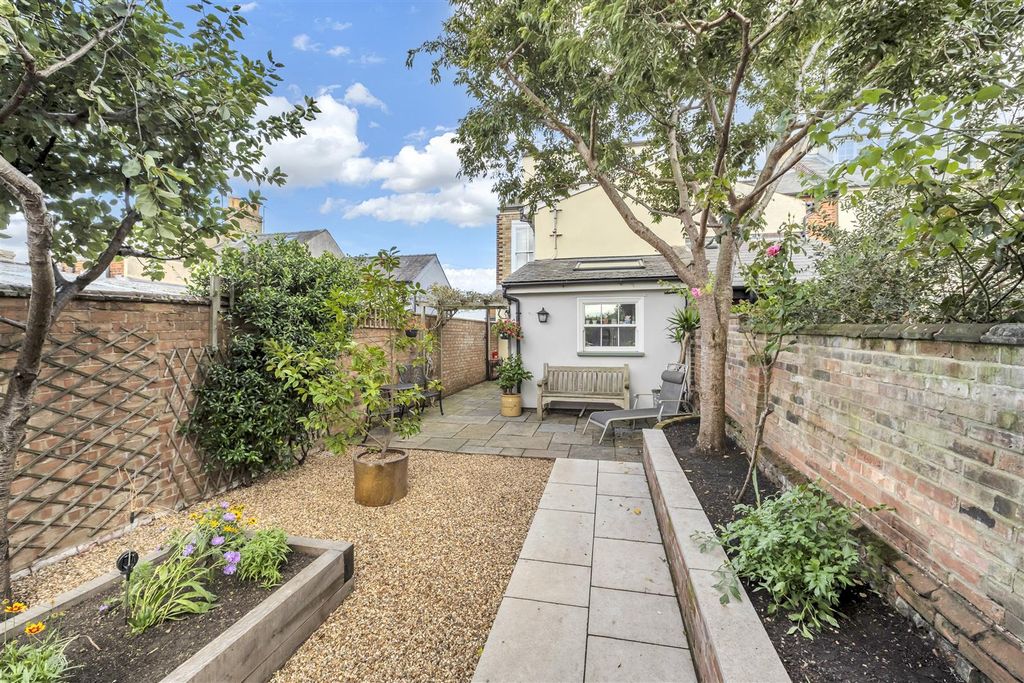 Additional image 19 of 4 bed town house for saleSt. Andrews Street North, Bury St Edmunds IP33