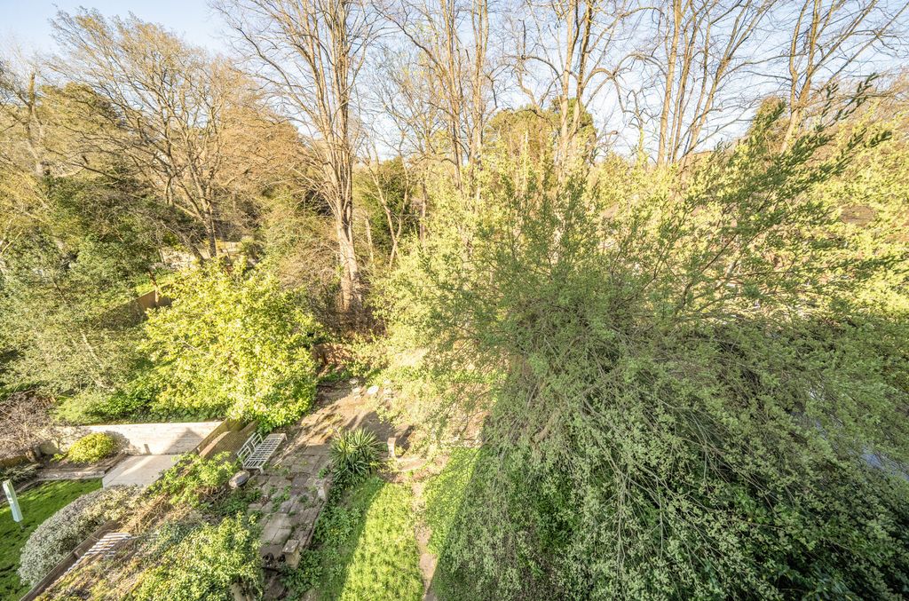 Additional image 2 of 2 bed flat for saleLower Camden, Chislehurst, Kent BR7