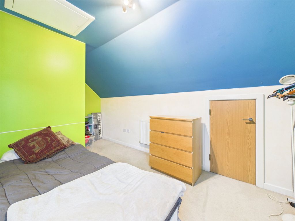 Additional image 19 of 4 bed semi-detached house for saleOld Sawmill Place, Chinnor, Oxfordshire OX39