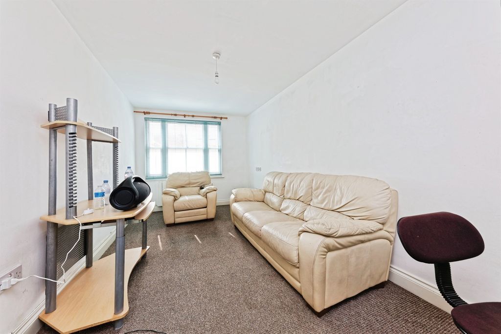 Additional image 3 of 17 bed detached house for saleWhitstable Road, Canterbury CT2
