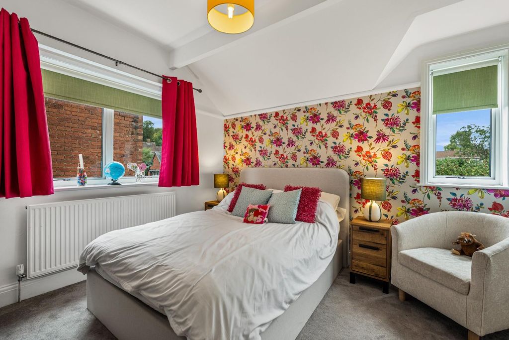 Additional image 16 of 5 bed detached house for saleSt. Johns Road, Newbold, Chesterfield S41