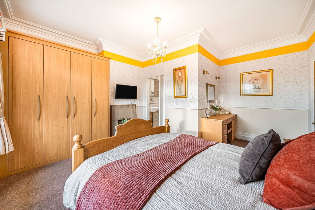 Additional image 45 of 4 bed detached house for salePadiham Road, Burnley BB12