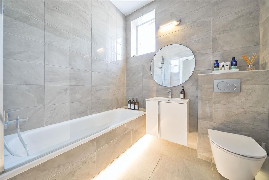 Additional image 3 of 2 bed flat for saleHigh Street, Carshalton SM5