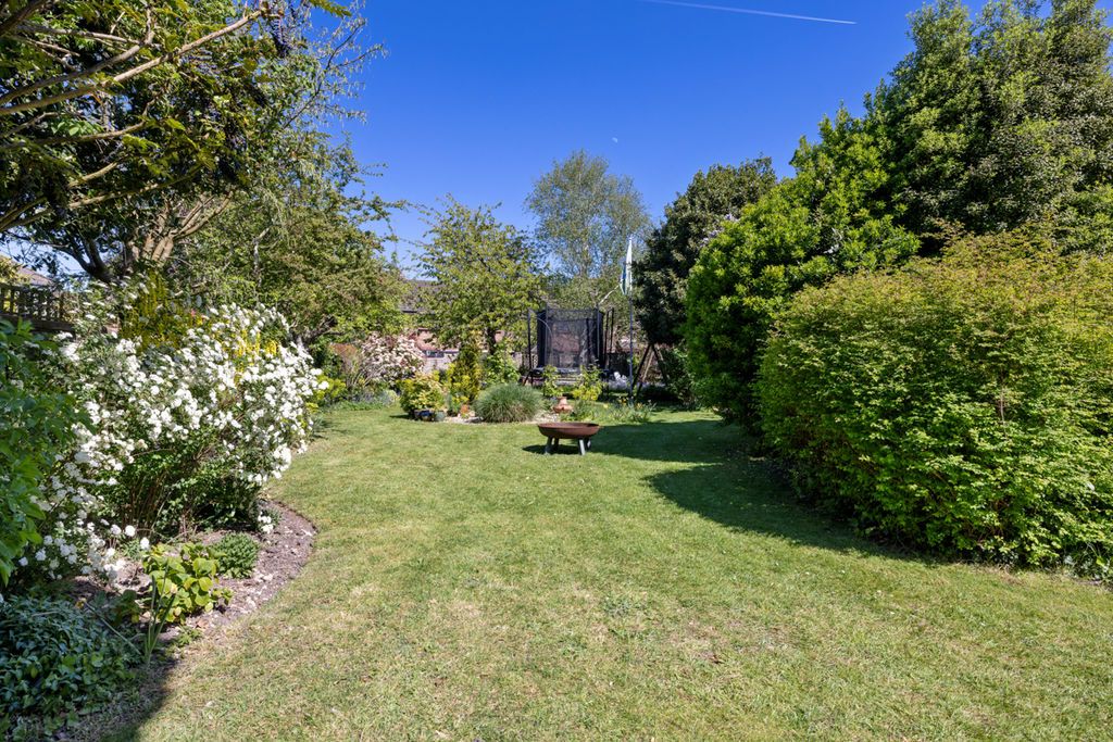 Additional image 2 of 4 bed semi-detached house for saleWhyke Road, Chichester PO19
