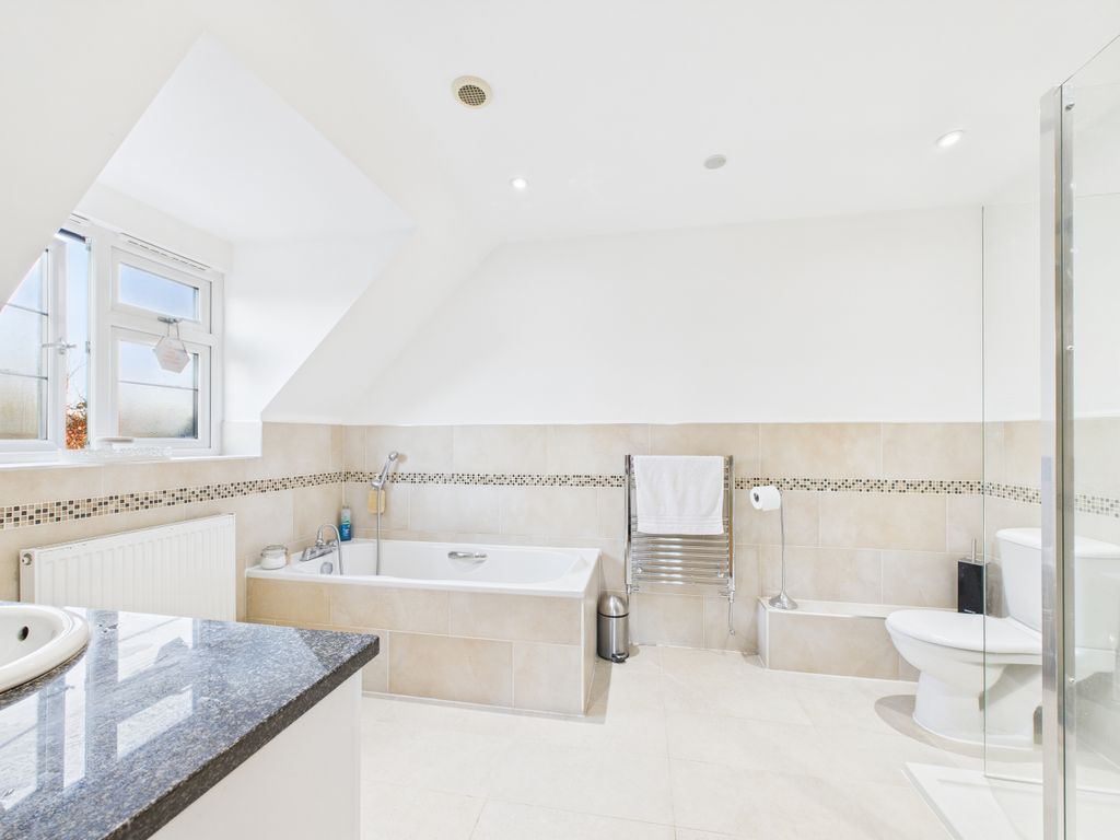 Additional image 12 of 4 bed detached house for saleSprigs Holly Lane, Chinnor, Oxfordshire OX39