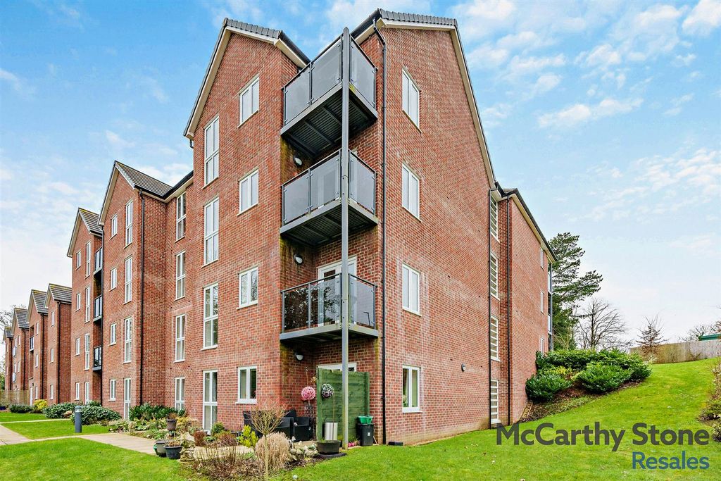 Additional image 13 of 1 bed flat for salePreston Road, Clayton-Le-Woods, Chorley PR6