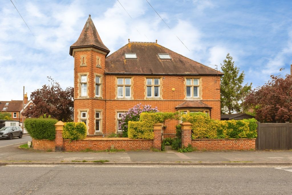 1 bed flat for saleEssex Road, Thame, Oxfordshire OX9
