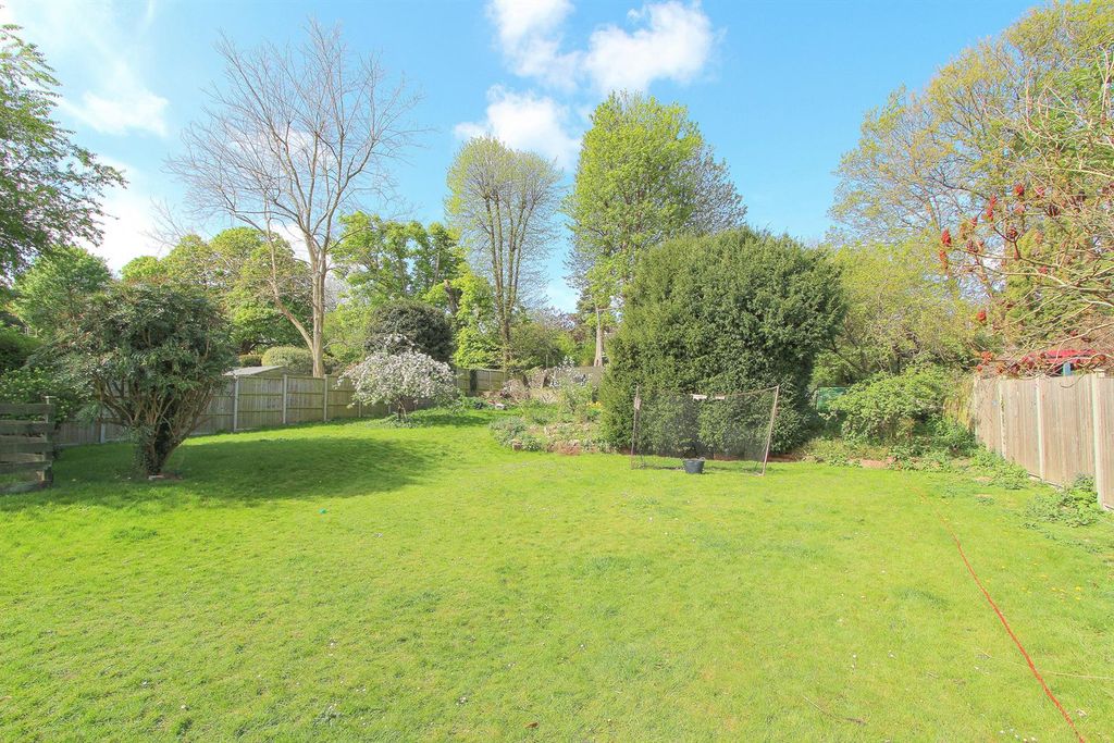 Additional image 2 of 6 bed detached house for saleCarshalton Park Road, Carshalton SM5