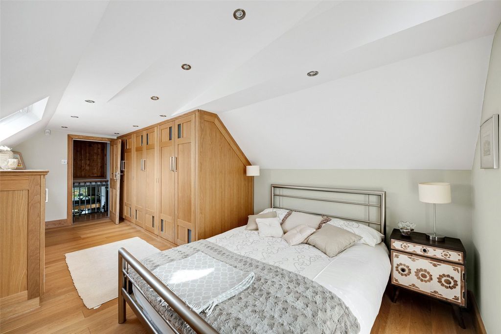 Additional image 18 of 5 bed detached house for saleManor Park, Chislehurst BR7