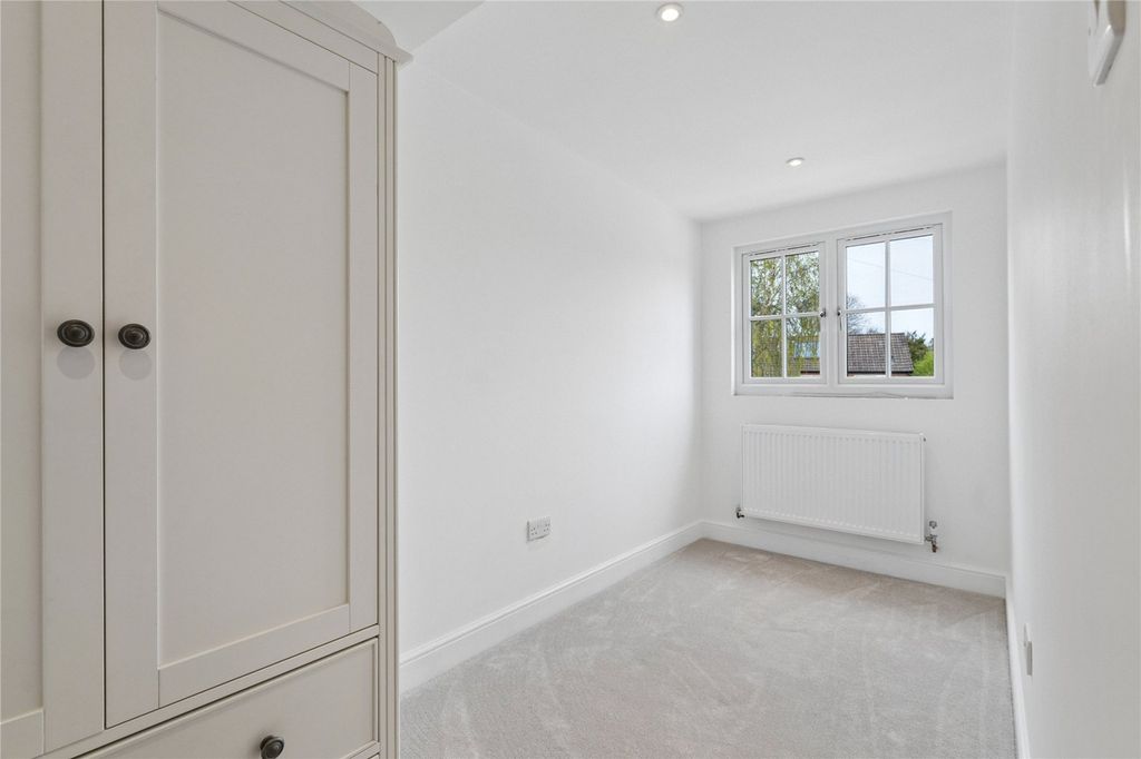 Additional image 20 of 4 bed detached house for saleCrossway, Chesham, Buckinghamshire HP5