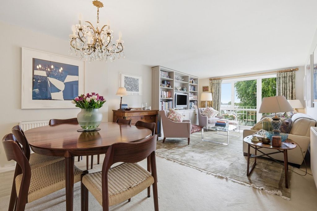 Additional image 7 of 1 bed flat for saleGreenhill, High Road, Buckhurst Hill IG9