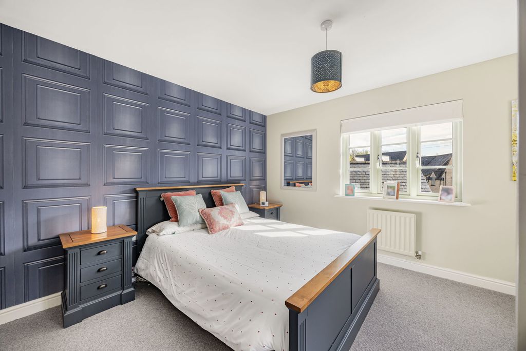 Additional image 16 of 5 bed detached house for saleBeecham Close, Cirencester, Gloucestershire GL7